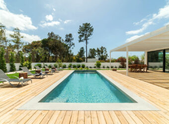 MAISON AVEC PISCINE